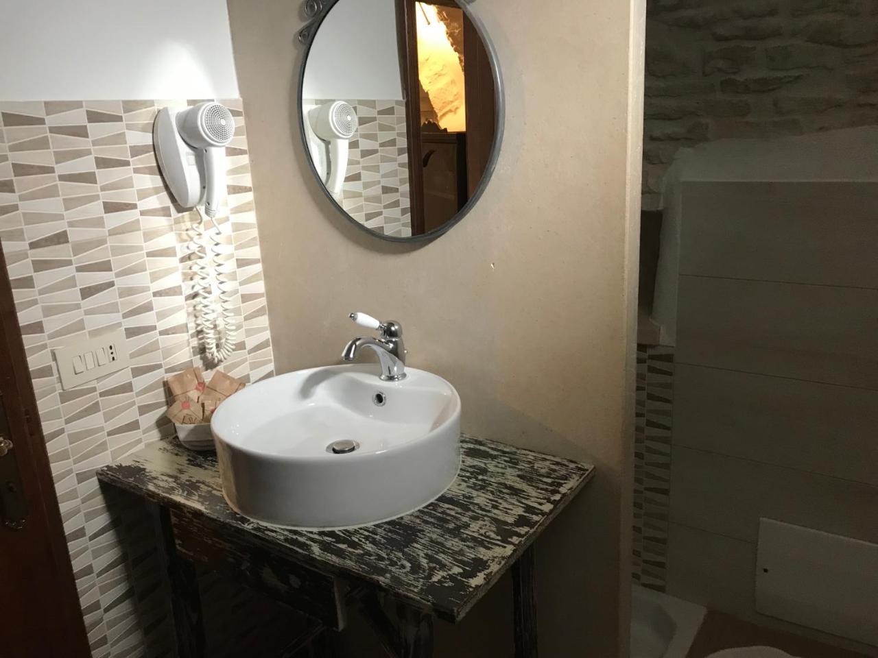 A Due Passi Dal Centro - Trullo Apartment Alberobello Exterior photo